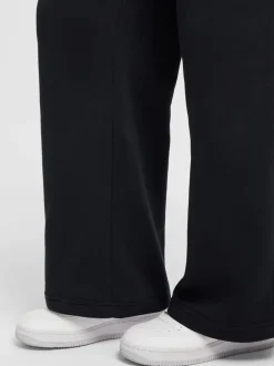 Schoolkleding|Nike Zwart - Club Fleece joggingbroek met wijde pijpen