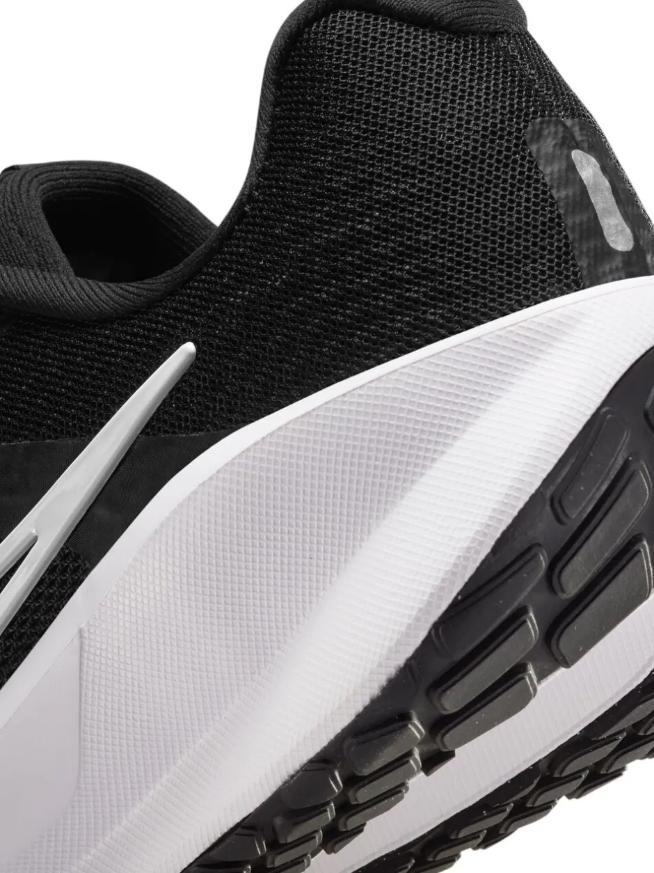 Sneakers|Sportkleding|Nike - Downshifter 13 Road hardloopsneakers Zwart