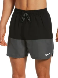 Badkleding*Nike - musthave volley-zwemshort van 5 inch Zwart