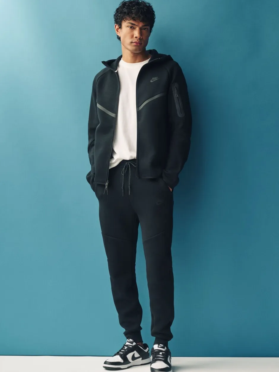 Joggingbroeken*Nike Zwart - Tech Fleece joggingbroek
