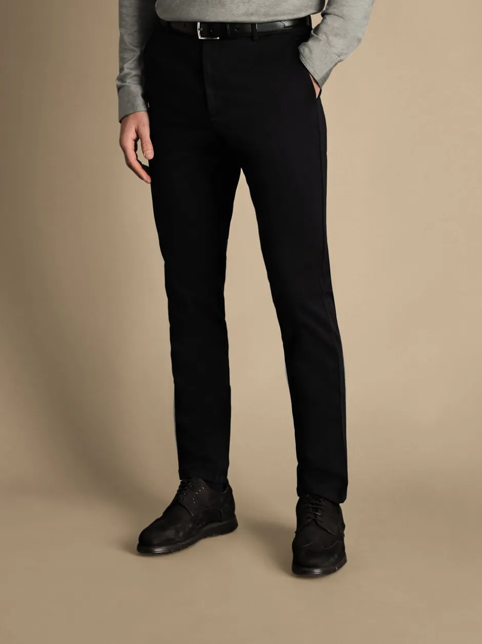 Formele Broek|Charles Tyrwhitt - Normale Pasvorm - - Ultieme strijkvrije Franse slim-fit chino Zwart