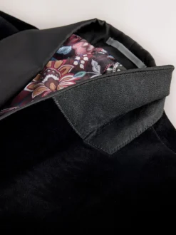 Smokings En Feestkleding*Next - Normale Pasvorm - Signature Pontoglio Italiaanse fluwelen blazer met sjaalkraag Zwart