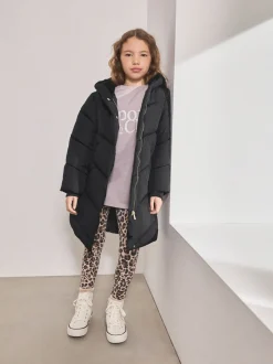 Schoolkleding|Jassen En Jacks|Next - Regenbestendige gewatteerde jas met capuchon en imitatiebontvoering (3 - 16 jr) Zwart