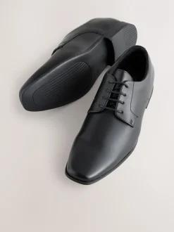 Schoenen|Formele Schoenen*Next - Standaard pasvorm - Smalle derbyschoenen met rechte neus Zwart