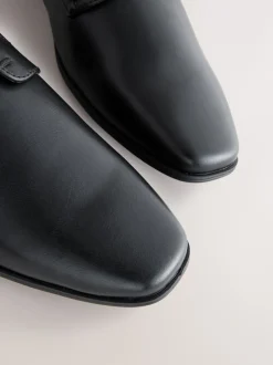 Schoenen|Formele Schoenen*Next - Standaard pasvorm - Smalle derbyschoenen met rechte neus Zwart