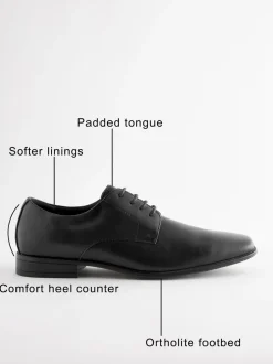 Schoenen|Formele Schoenen*Next - Standaard pasvorm - Smalle derbyschoenen met rechte neus Zwart