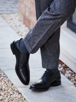 Schoenen|Formele Schoenen*Next Zwart - Standaard pasvorm - Leren Oxford schoenen met neusstuk