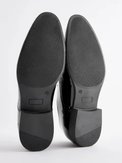 Schoenen|Formele Schoenen|Next Zwart - Standaard pasvorm - Lakleren Oxford-schoenen met neusstuk