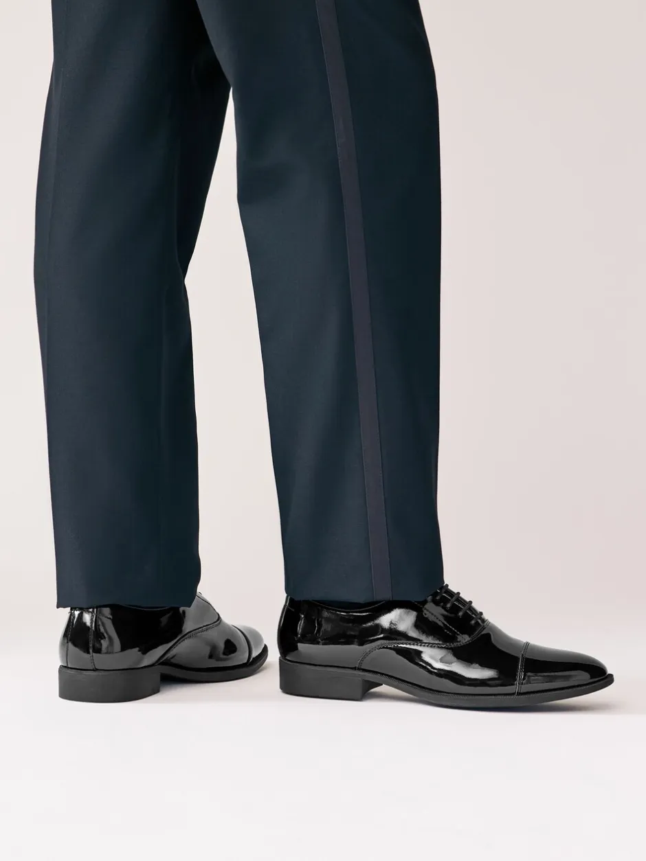Schoenen|Formele Schoenen|Next Zwart - Standaard pasvorm - Lakleren Oxford-schoenen met neusstuk