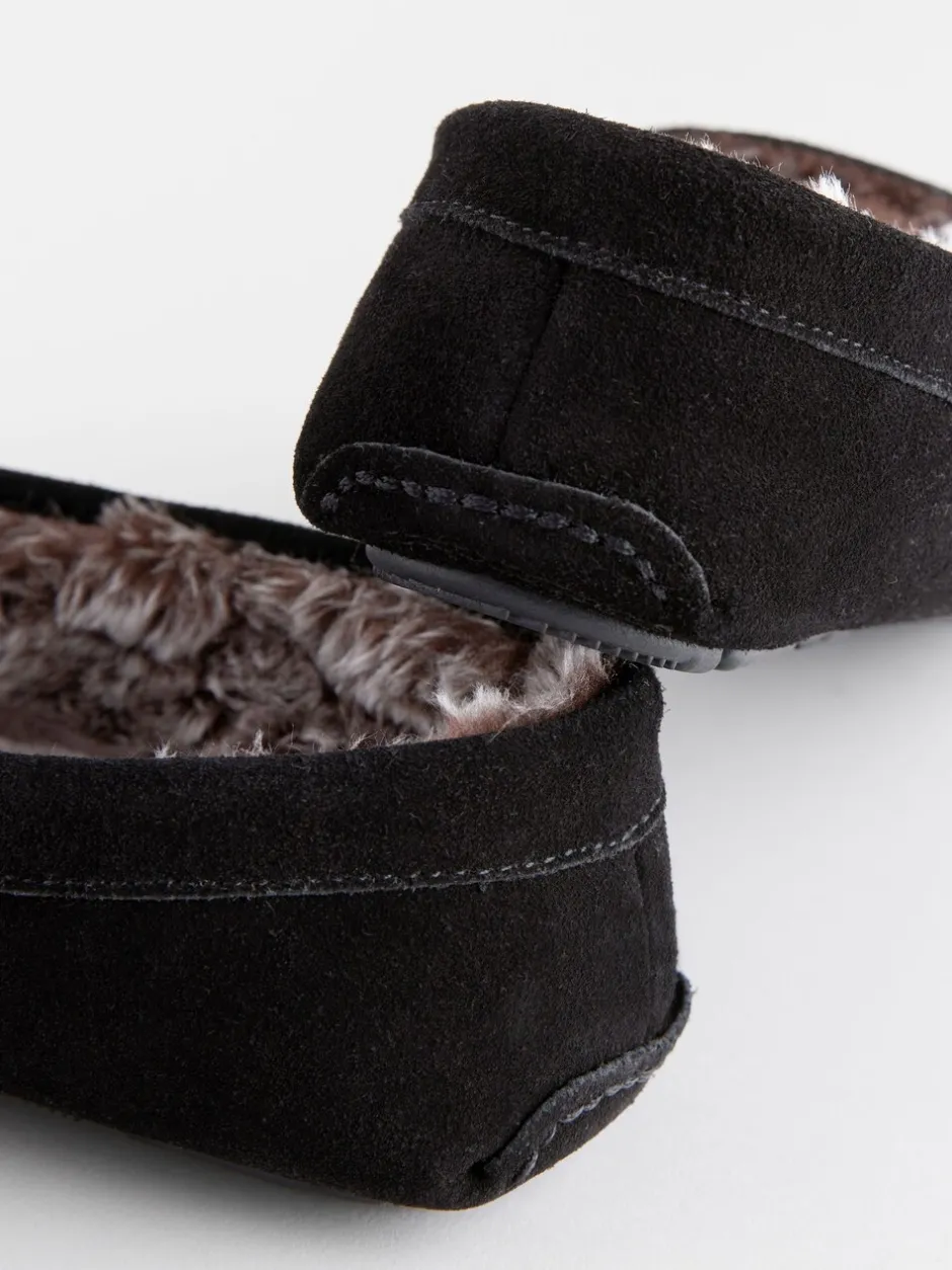 Pantoffels|Next - Suède mocassinpantoffels met voering van imitatiebont Zwart