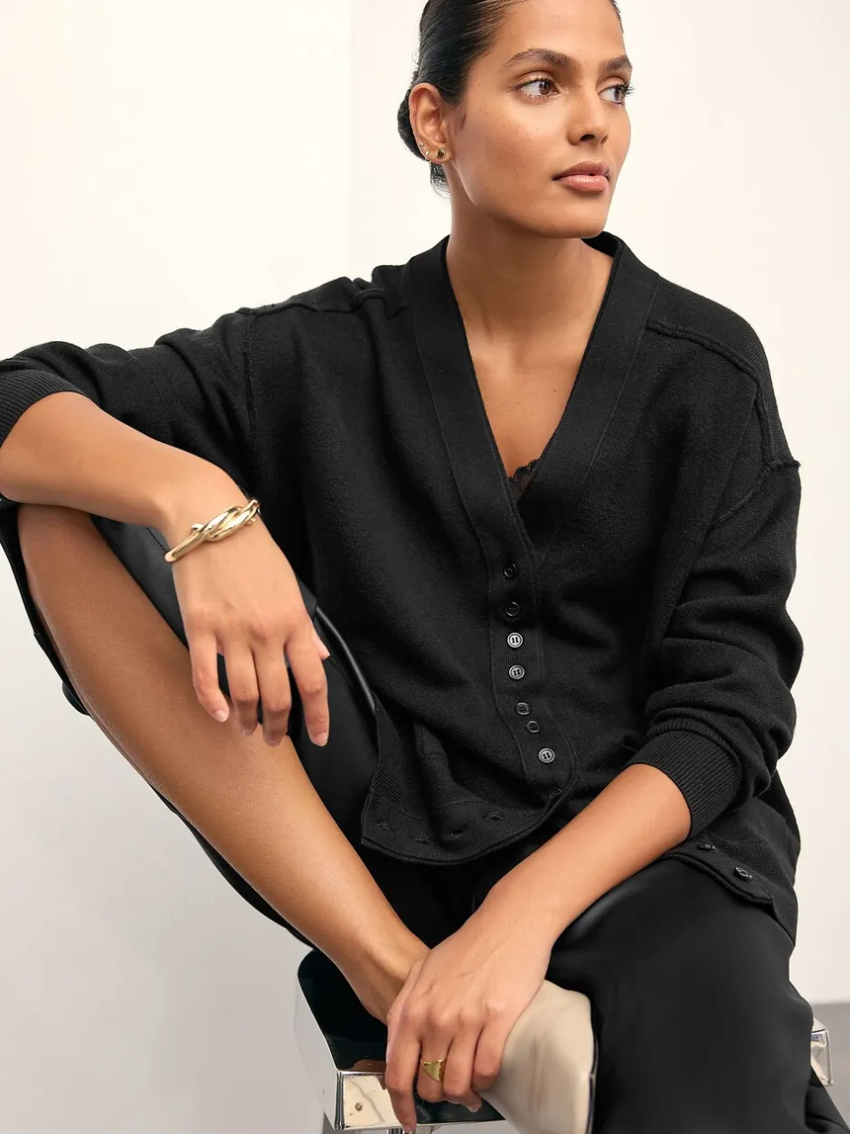 Gebreide Kleding|Next Zwart - Superzacht V-hals vest met zakken