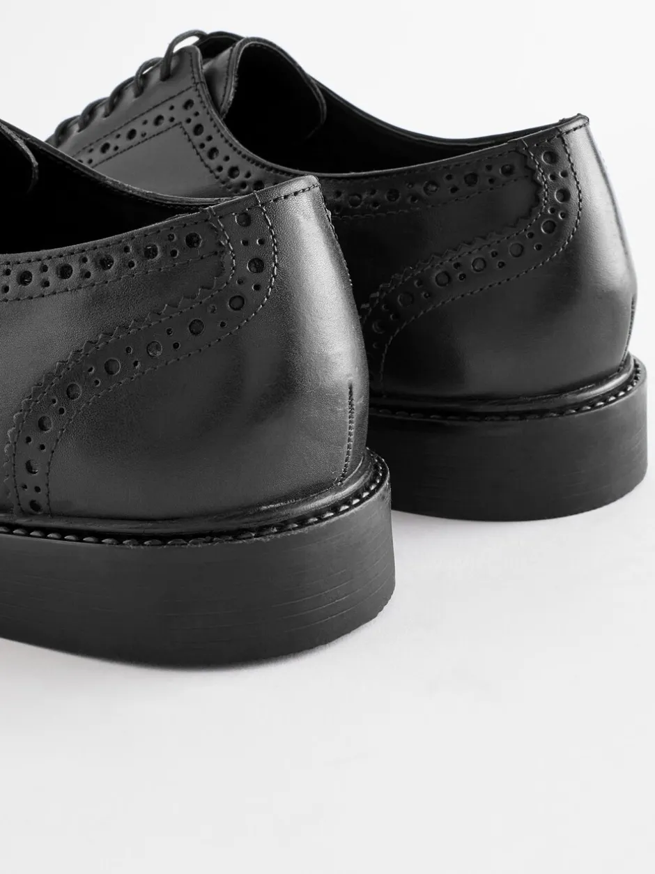 Schoenen|Formele Schoenen|Next - Wijde pasvorm - Leren derby-brogues Zwart