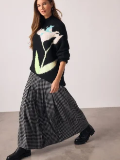 Gebreide Kleding*Next - Wollen trui met opstaande hals en bloemenprint Zwart