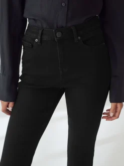 Jeans*Next - Zandloper superzachte jeans met uitlopende pijpen Zwart