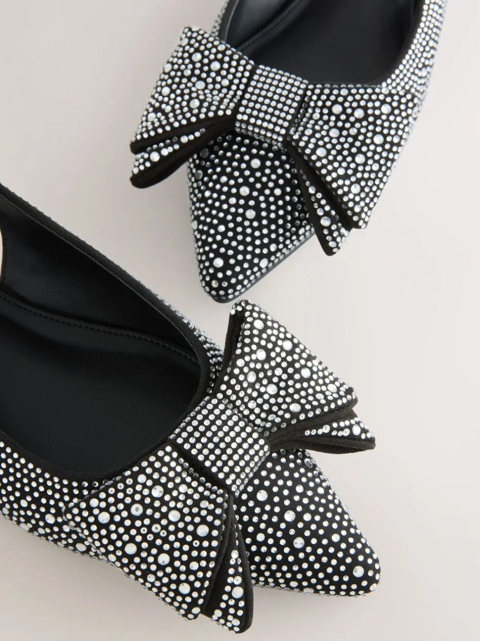 Lage Schoenen*Next Zwart gelast - Forever Comfort® ballerina's met strik, spitse neus en hielbandje