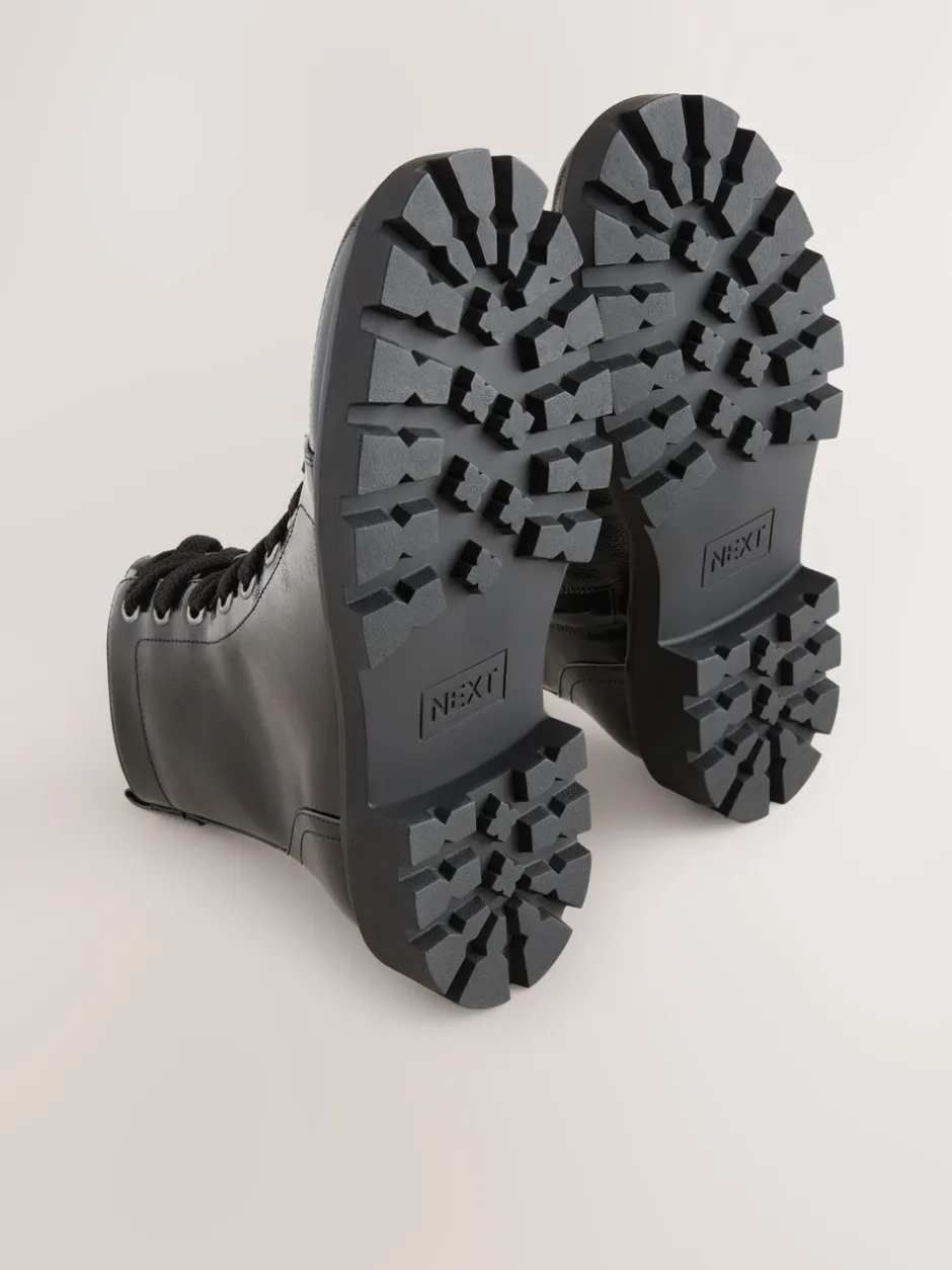 Ruimvallend En Extraruimvallend|Next Zwart lak - Forever Comfort® veterlaarzen
