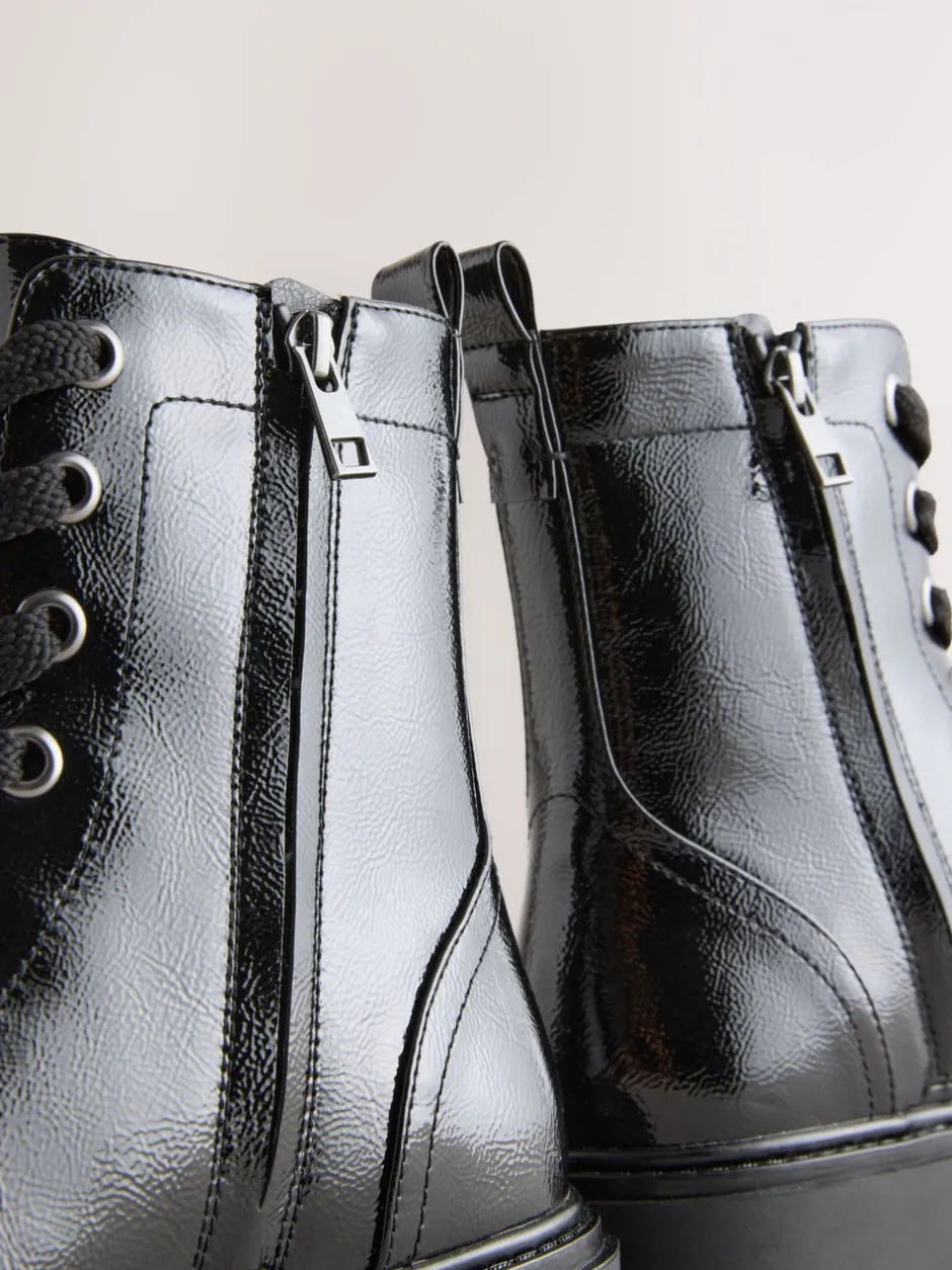 Ruimvallend En Extraruimvallend|Boots|Next - Forever Comfort® veterlaarzen Zwart lak