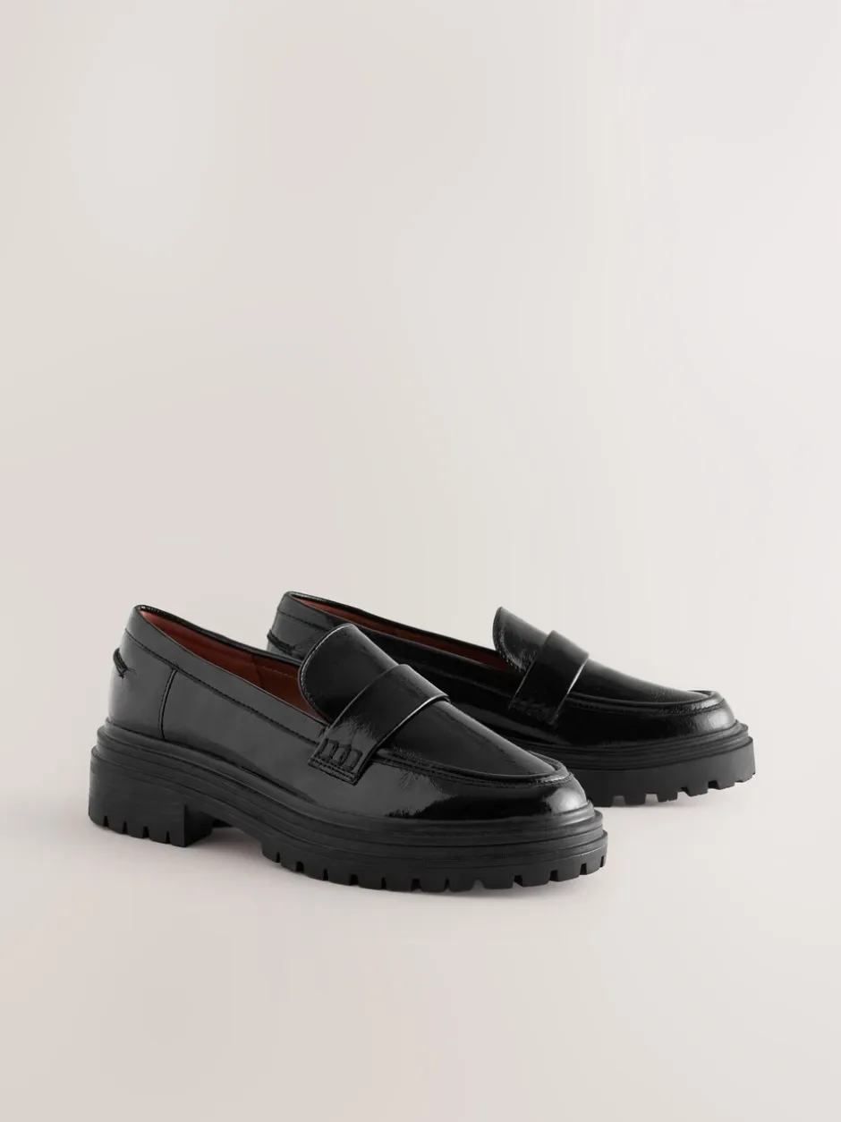Ruimvallend En Extraruimvallend|Lage Schoenen|Next - Loafers met dikke zool Zwart lak