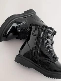 Boots|Next - Enkellaarzen met vetersluiting Zwart lak met glans