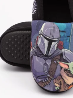 Pantoffels*Vanilla Underground Zwart Mandalorian - winterpantoffels