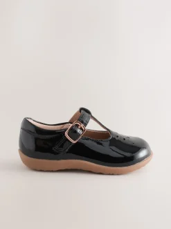Eerste Schoentjes*Next - First Walker schoenen met klittenband en T-bandje Zwart patentleer