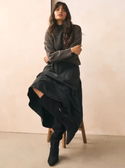 Ruimvallend En Extraruimvallend|Boots|Next - Forever Comfort® Knee High Chisel Toe Heeled Boots Zwart suède