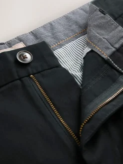Shorts*Next - Slim Fit - Set van 2 chinoshorts met stretch Zwart/marineblauw