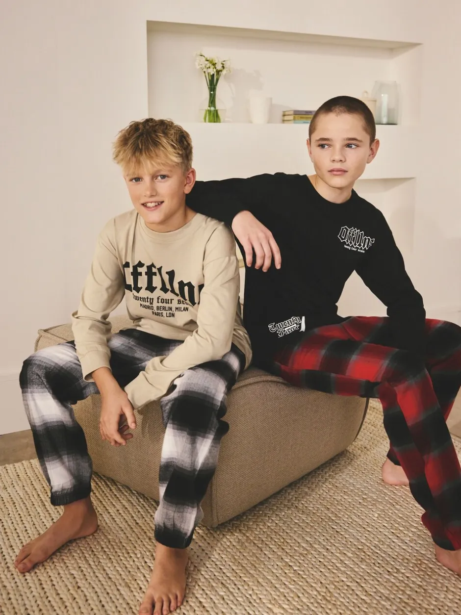 Pyjama's|Nachtkleding En Pyjama's|Next Zwart/Rood/kiezelkleurig Offline - Set van 2 geweven geruite pyjama's met lange mouwen (3-16jr)