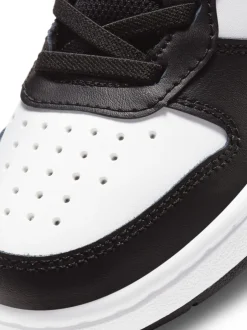 Sneakers|Sneakers*Nike Zwart/roze - - Junior Court Borough halfhoge sneakers