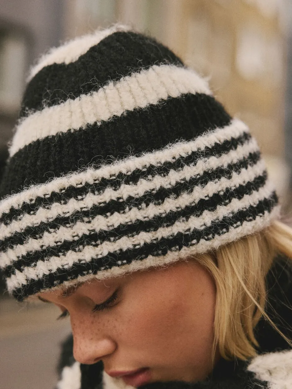 Mutsen, Handschoenen En Sjaals*Next - Stripe Knitted Beanie Hat Zwart/wit