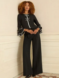 Blouses En Overhemden*Love & Roses - Crew Neck Pleated Flute Sleeve Blouse Zwart-witte strik