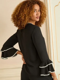 Blouses En Overhemden*Love & Roses - Crew Neck Pleated Flute Sleeve Blouse Zwart-witte strik